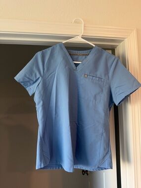 Fabletics Women's Blue Scrub Set